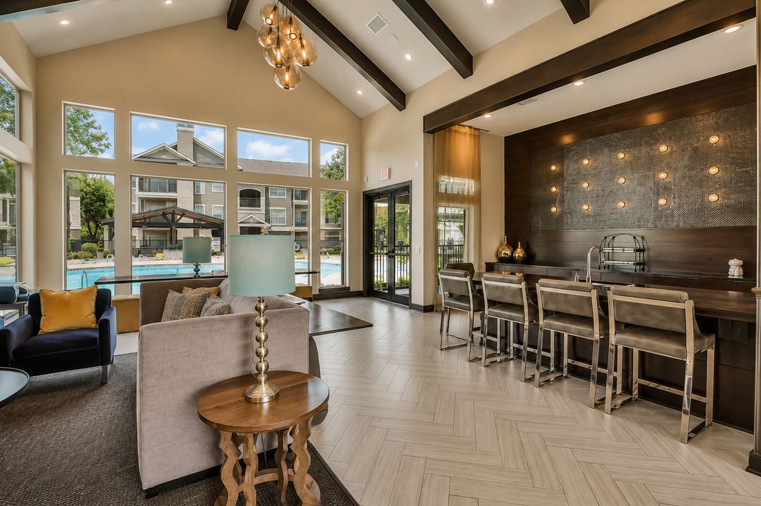 Clubhouse lounge and bar